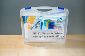 Schulungskoffer „Ein Koffer voller Wissen: Mundpflege in der Pflege“